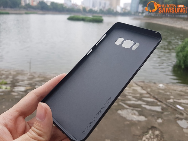 Ốp lưng dạng vân carbon Galaxy S8 hiệu Nillkin