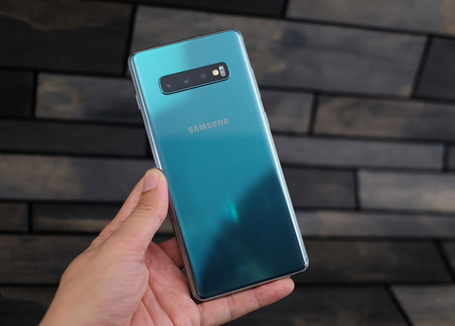 đánh giá Galaxy S10 Plus