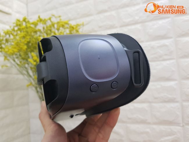 Kính thực tế ảo Samsung Gear VR R325 2018