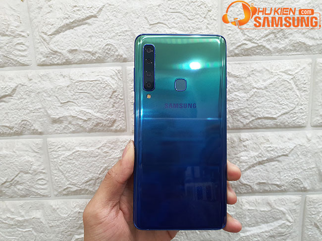 Thay nắp lưng Galaxy A9 2018 chính hãng