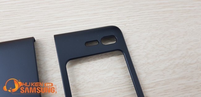 - Ốp lưng chống sốc Samsung Fold Spigen 