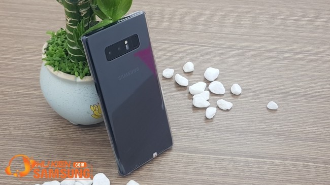 Ốp lưng Clear Cover Samsung Note 8 chính hãng