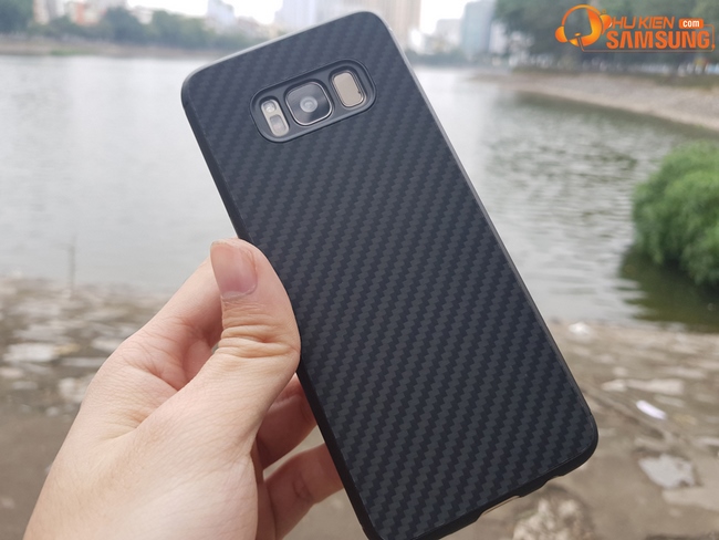 Ốp lưng dạng vân carbon Galaxy S8 hiệu Nillkin