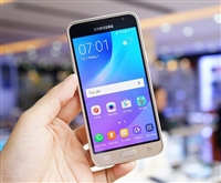 Cận cảnh Galaxy J3 2016 phân phối tại Việt Nam