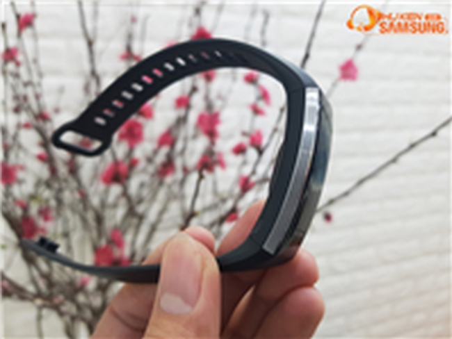 Vòng đeo tay Huawei Band 2 Pro