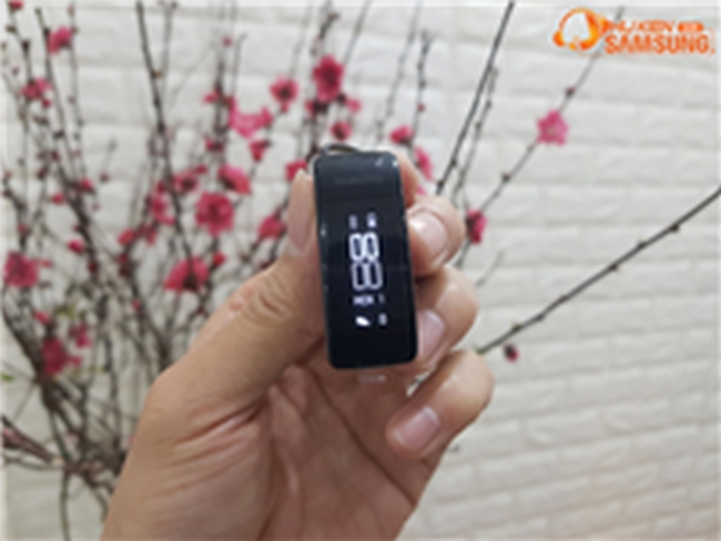 Vòng đeo tay kiêm tai nghe Bluetooth Huawei Talk Band B3