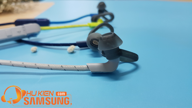 tai nghe bluetooth thể thao tốt nhất plantronics backbeat fit 305