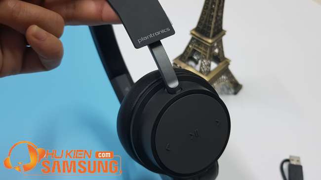 giá tai nghe bluetooth trùm tai Plantronics 505