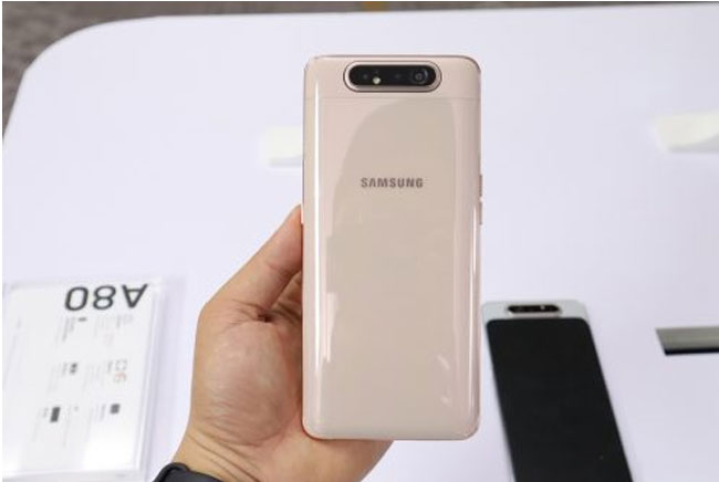 thay nắp lưng Samsung A80 lấy ngay giá rẻ Hà Nội, TPHCM